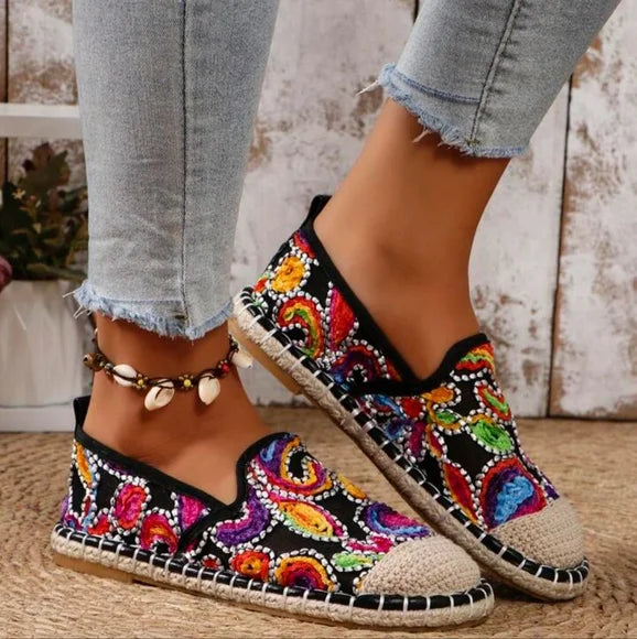 Embroidered Pattern Espadrille Flats