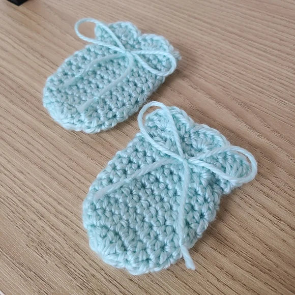 Blue Scratch Mittens