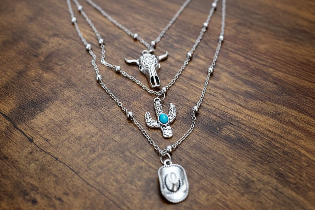 Western Pendant Layered Necklace with Turquoise